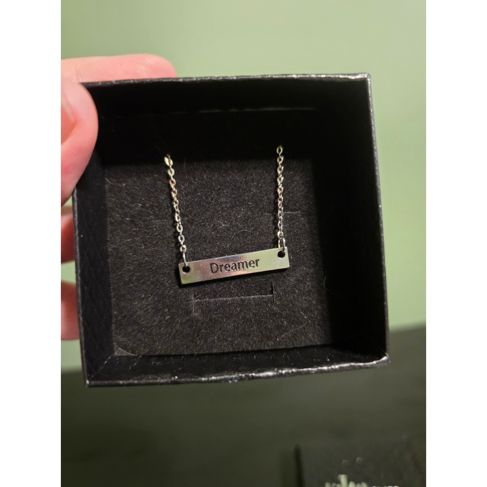 LitJoy Crate Dreamer Bar Necklace Silver Tone Engraved Bar Pendant with Box - Picture 2 of 4